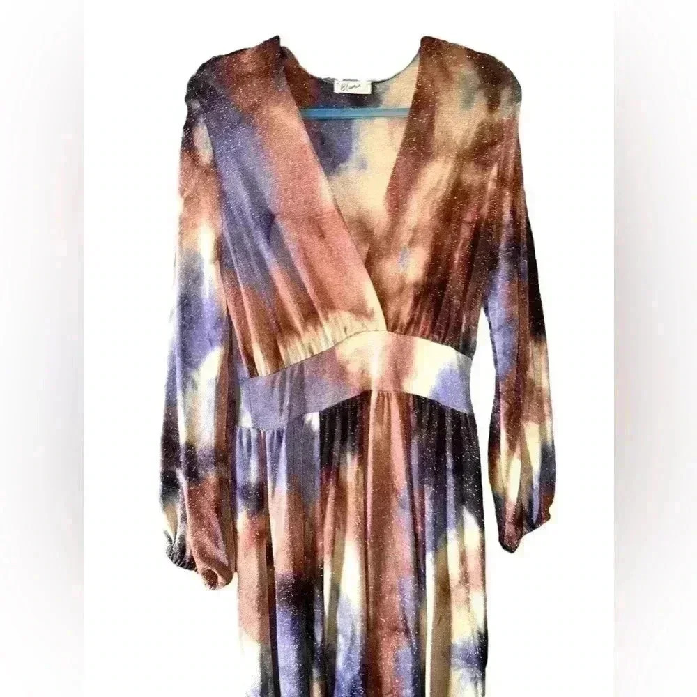 Blumin‎ Apparel size large tie dye with metallic silver thread. V neck. NWOT - Picture 3 of 12